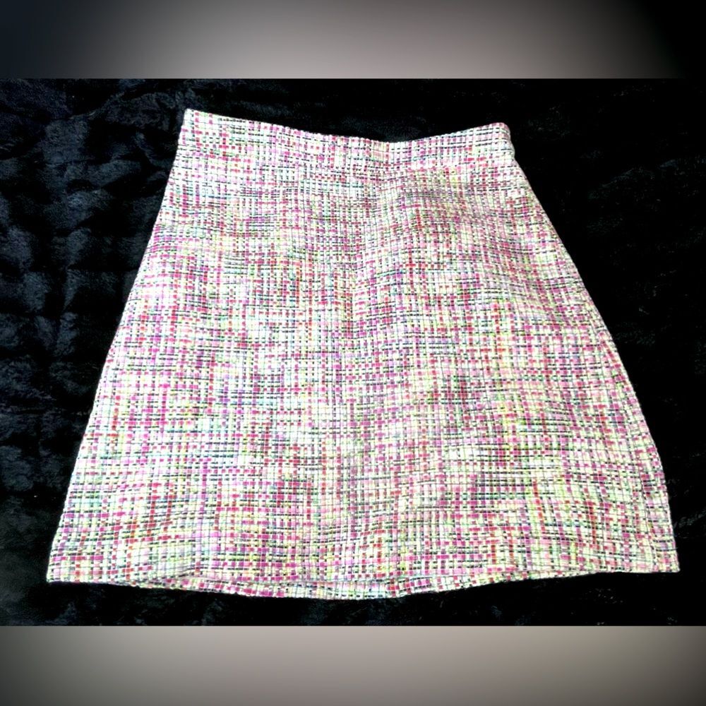 Ann Taylor women’s multicolor Confetti Tweed A-Line Pocket Skirt. Size 8